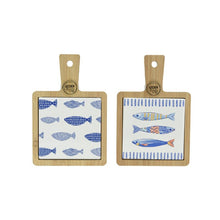 Load image into Gallery viewer, Fish Design Cutting Board 7"