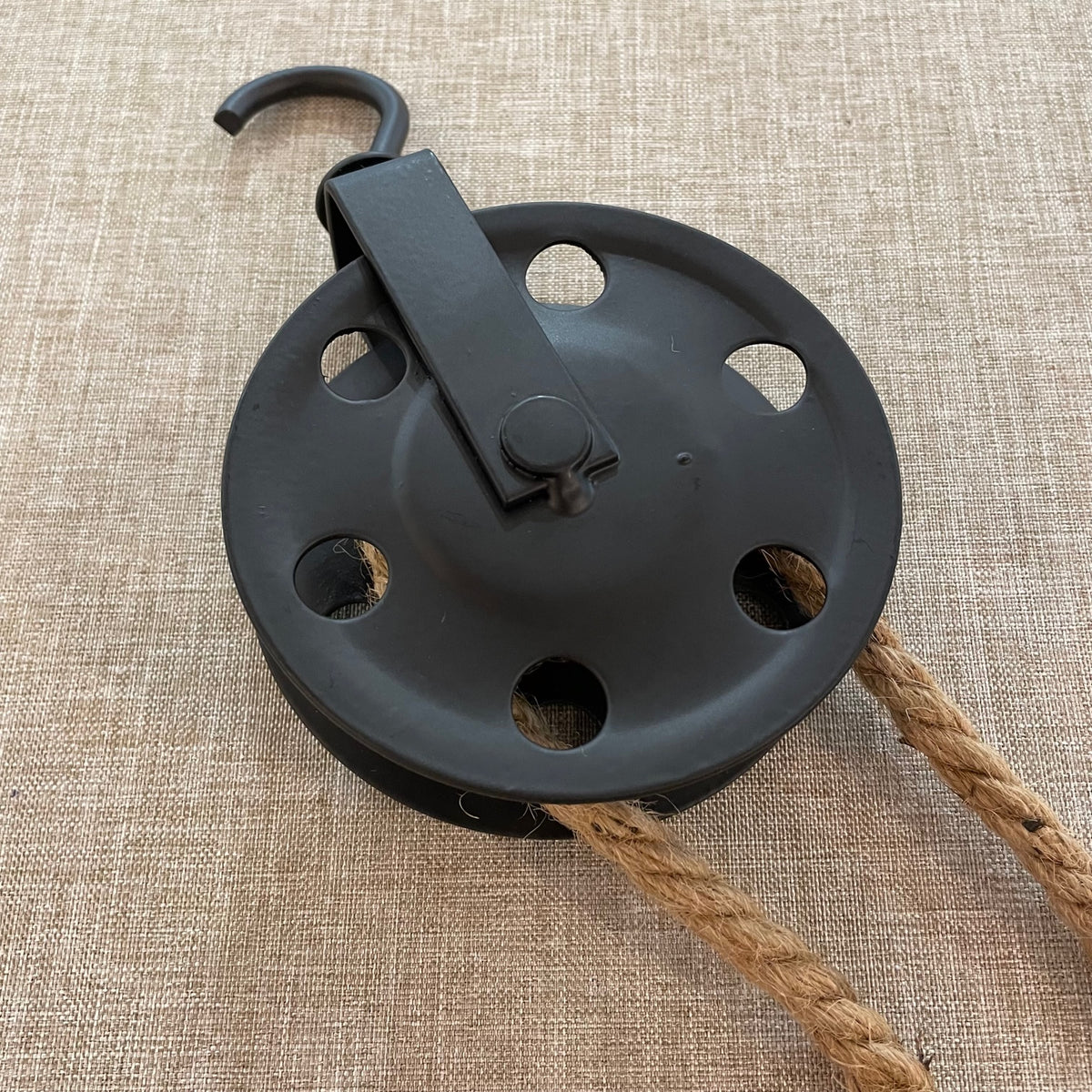 Decoration Metal & Wood Pulley Wheaton's