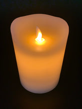 Load image into Gallery viewer, Battery Operated 3.5x5" Pillar Candle