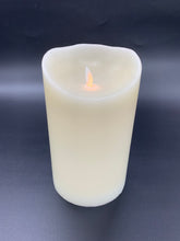 Load image into Gallery viewer, Battery Operated 5x8" Pillar Candle