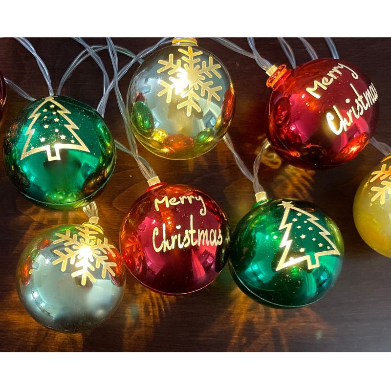 Red, Green & Gold String Lights 10LED 5'