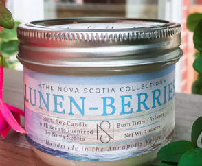 Lunen-Berries Candle 7oz