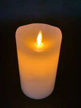 Load image into Gallery viewer, Battery Operated 3&quot; Pillar Candle - 5&quot; Tall
