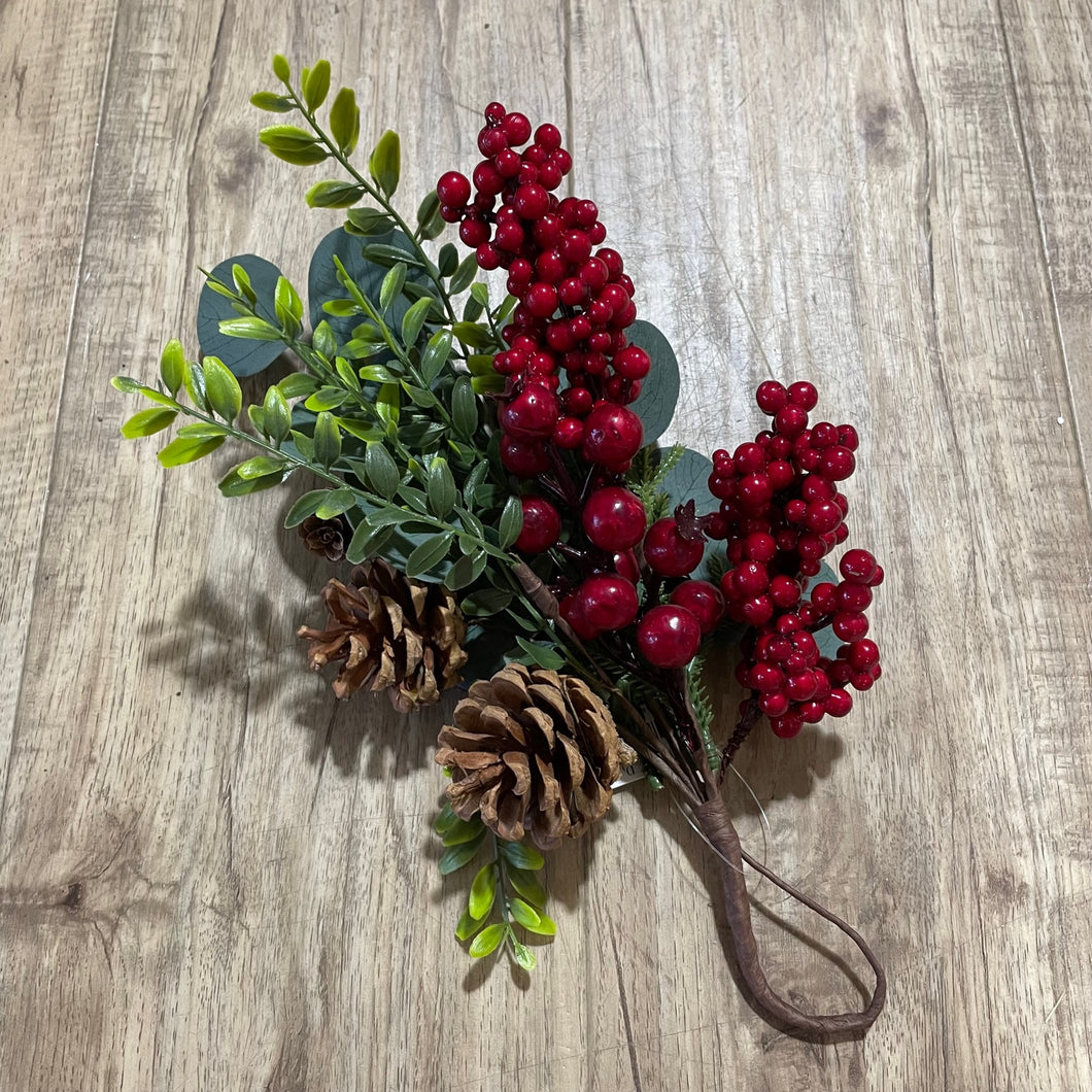 Tear Drop Red Berries & Pinecones